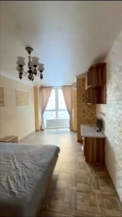 Квартира з ремонтом, вул. Драгоманова  2, Позняки