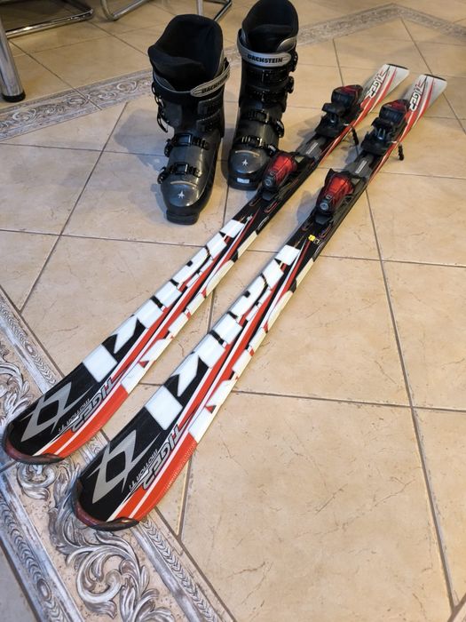 Narty volki z butami damskimi