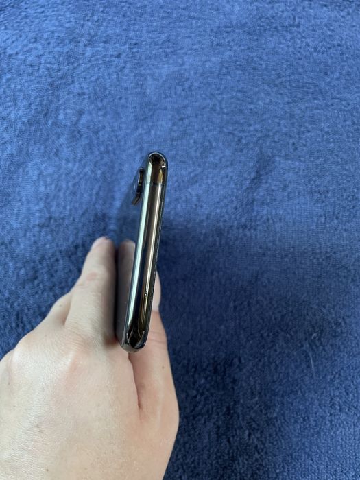 iPhone Xs /64gb.