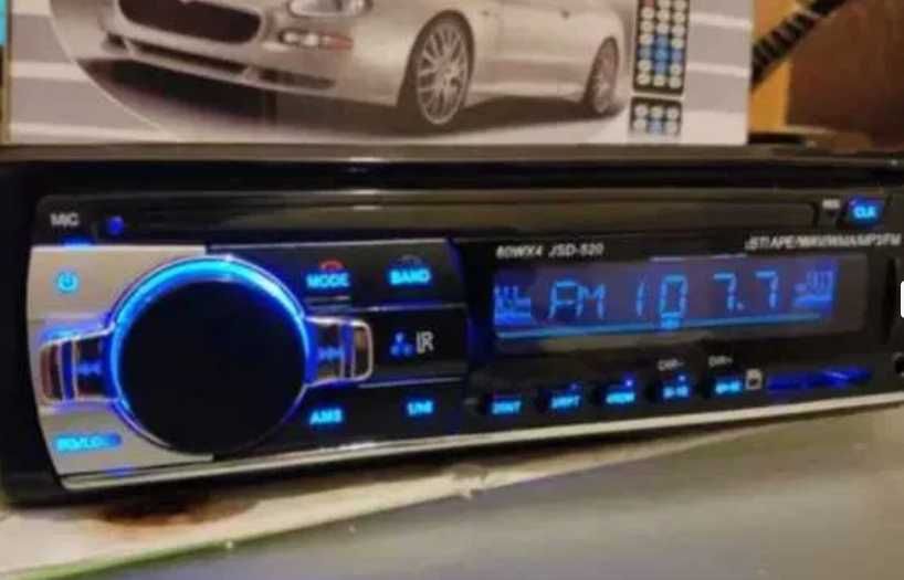 Потужна автомагнітола з дисплеєм і чистим звуком jsd-520вт