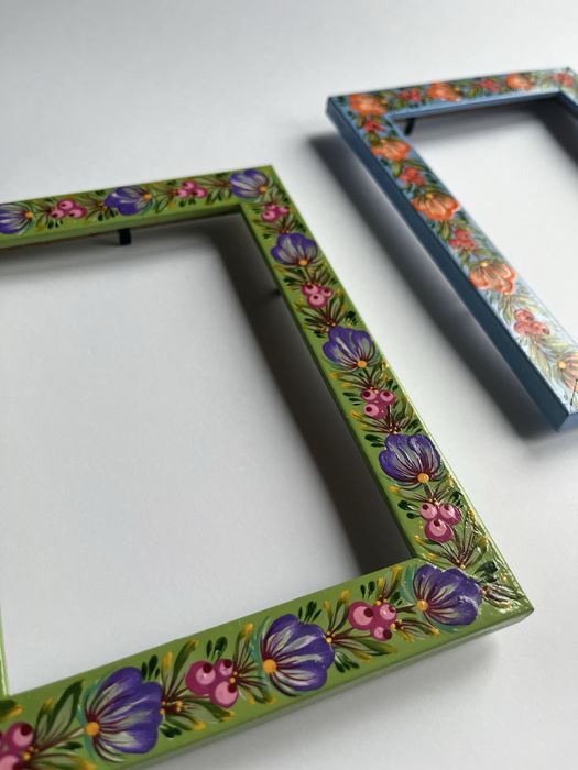 Рамка для фото з петриківським розписом