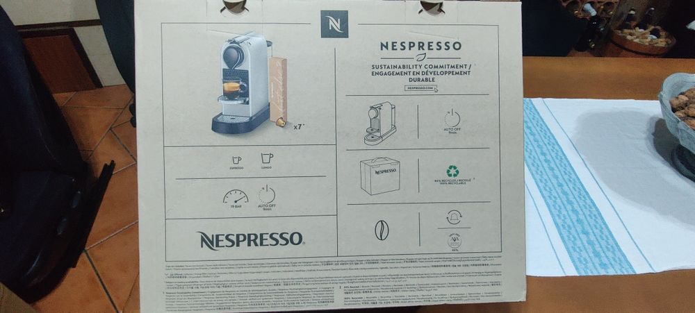 Máquina de café Nespresso citiz