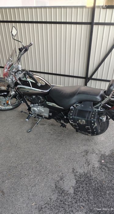 Продам мотоцикл bajaj avenger 220