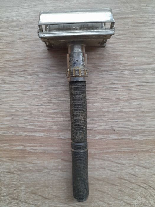 Maszynka do golenia na żyletki