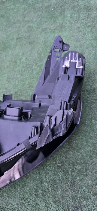 Farol/Ótica direita LED Renault Clio V Hatchback