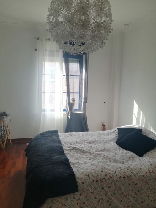 ALUGA-SE QUARTOS. Caldas da Rainha