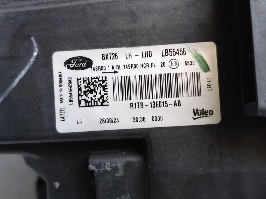Farol esquerdo Ford Puma