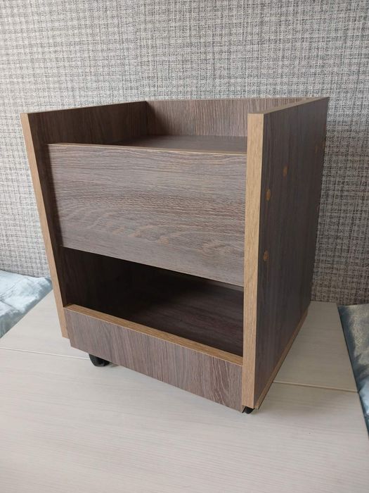 Домик для кошки на колесах