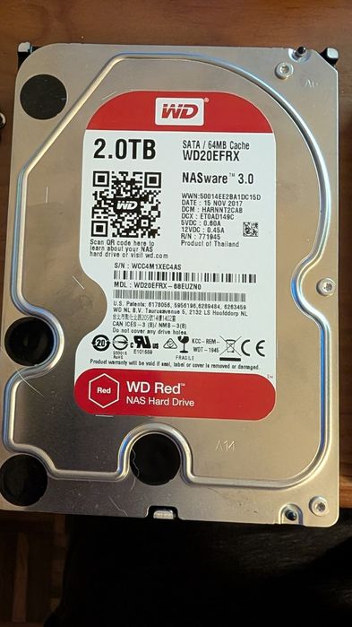 SATA HDDs447462738180198401