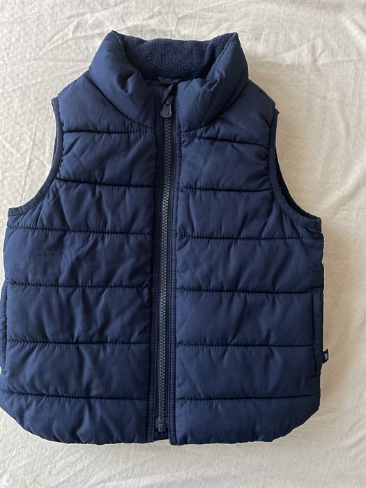 Безрукавка Gap 3р