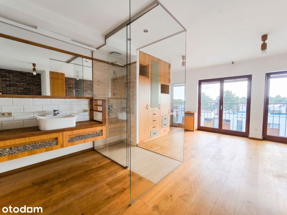 Apartament dwupoziomowy, z miejscem postojowym i komórką lokatorską !