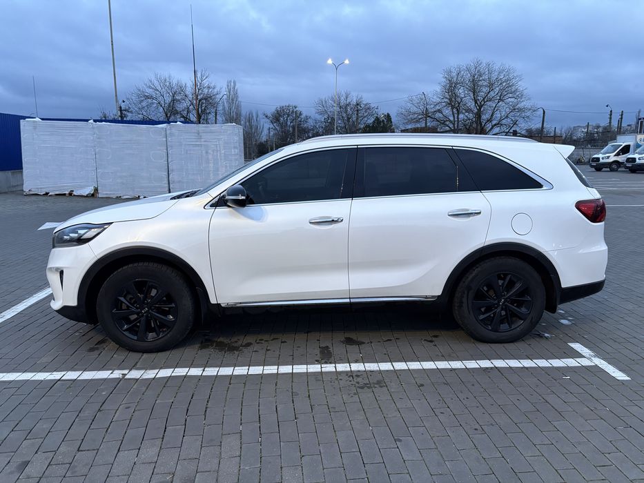Kia Sorento 2018 VIN KNAPH81BDJ5447839 фото оголошення 3 з 18