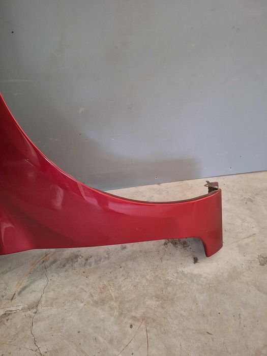 Błotnik prawy Ford Fiesta MK7 LIFT 7F