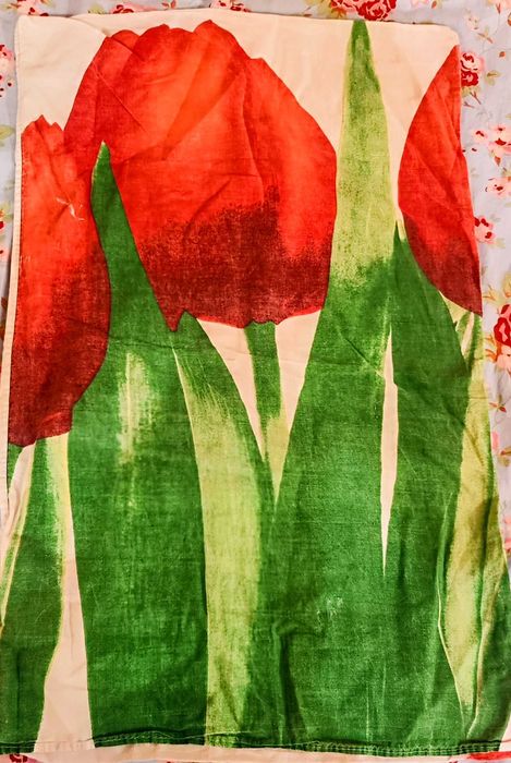 Наволочка с тюльпанами 70х40 хлопок.