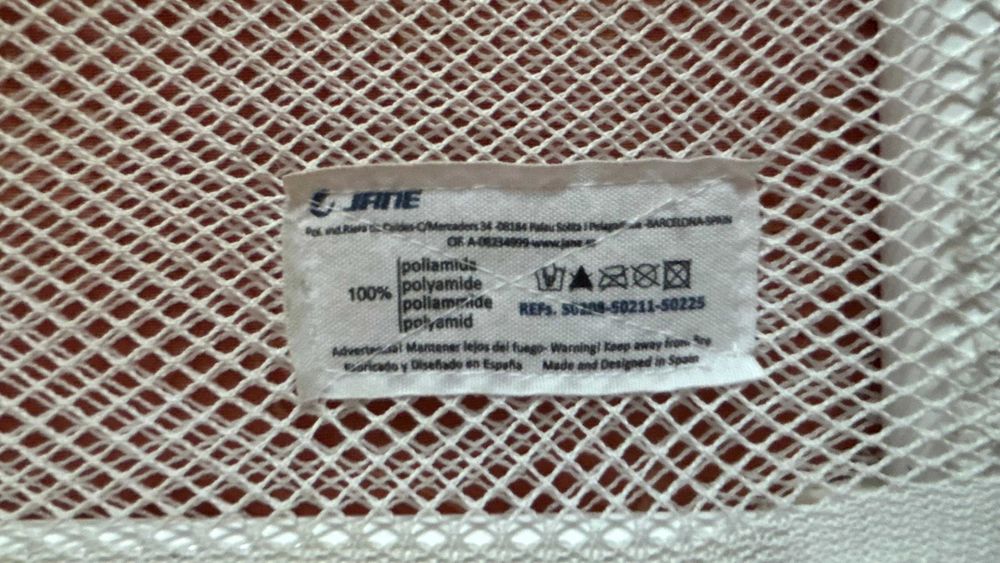 Vendo Barreira de Cama de Criança/solteiro 140cm marca Jane