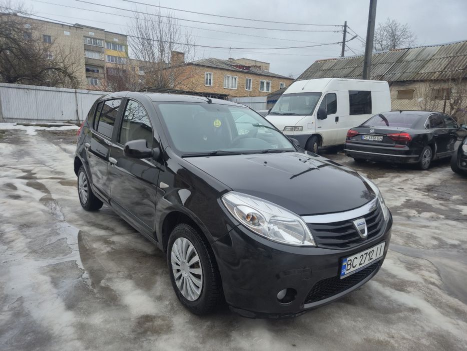 Продаж. Можлива розстрочка. Оренда.