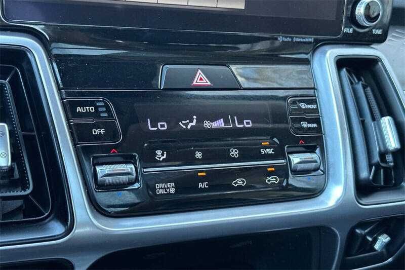 2022 Kia Sorento Hybrid EX