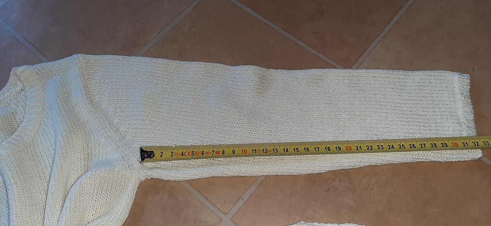 Sweterek cieńki biały na ok 13-15 lat