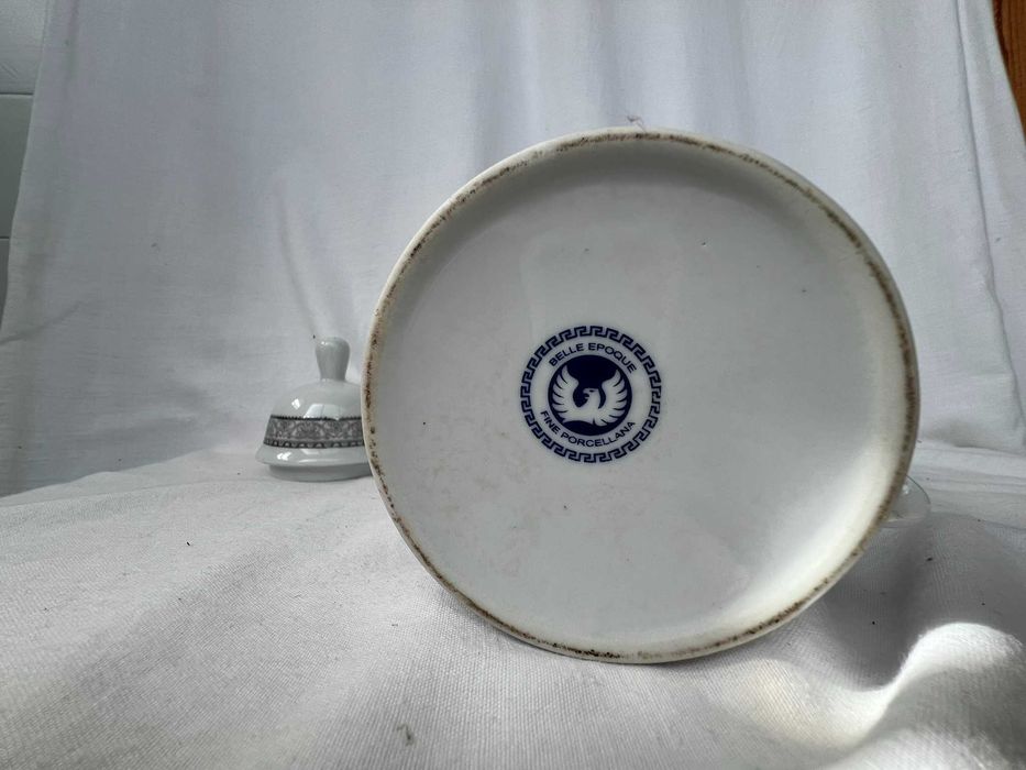 Bule em porcelana fina Belle Epoque
