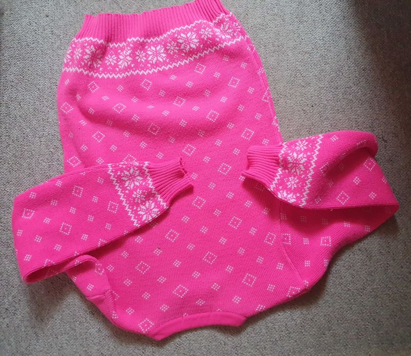 Różowy sweter świąteczny męski (damski?)