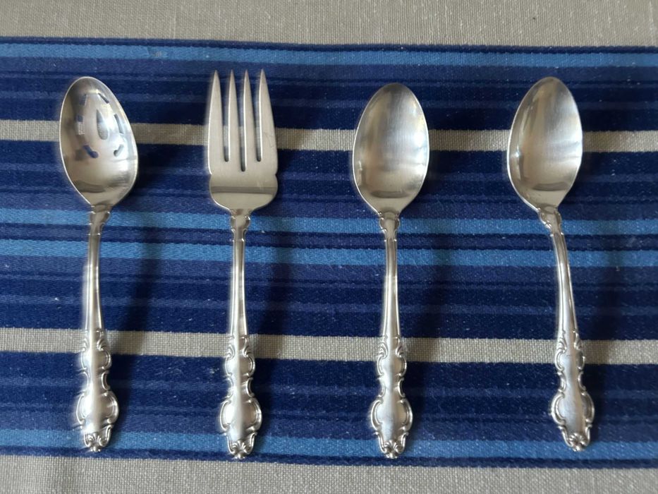 Zestaw sztućców do sałatek bigosu Reed & Barton