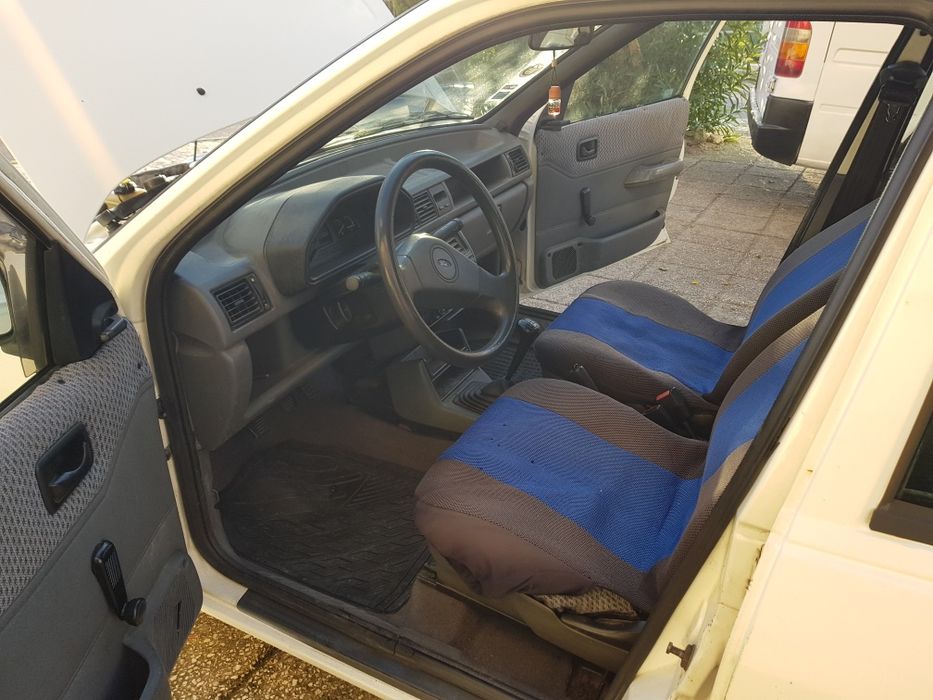 Ford Fiesta 1.1 gasolina