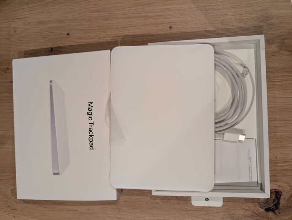 Magic trackpad USB-C Novo