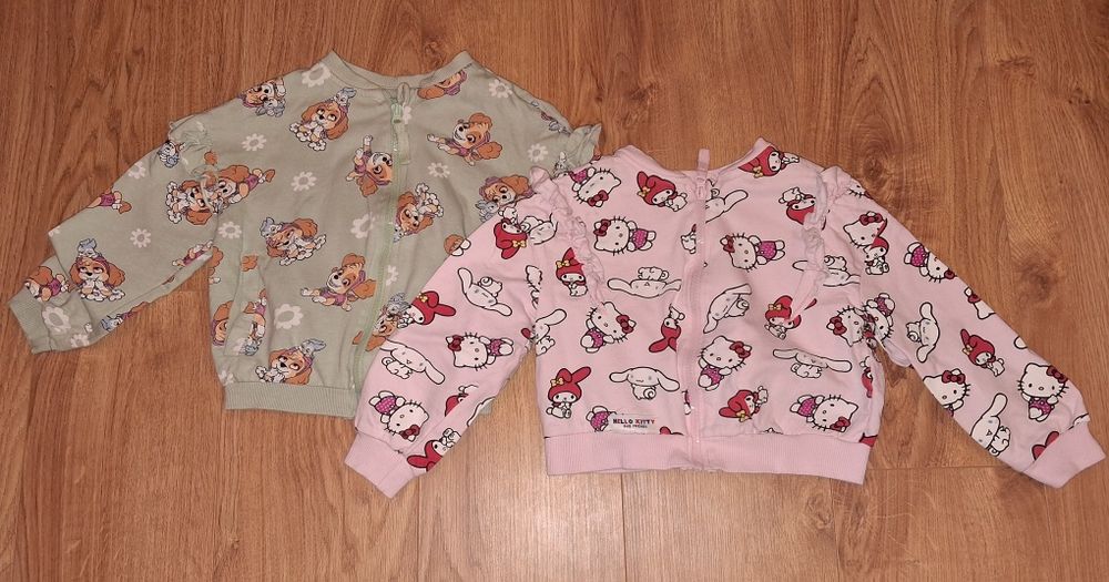 Dwie bluzy Sinsay 104, rozsuwane, Hello Kitty i Skye Psi Patrol