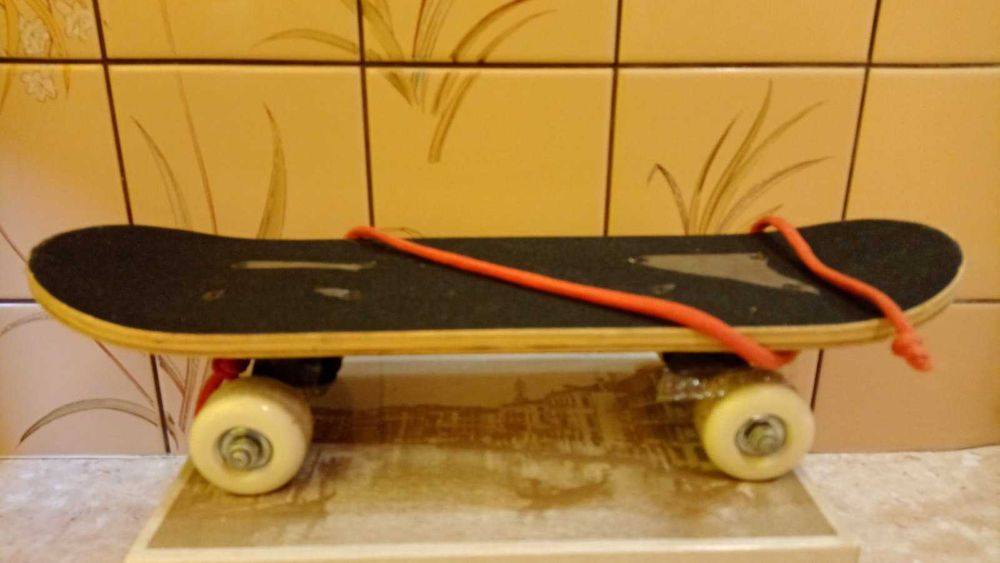 Deskorolka mała 44 cm