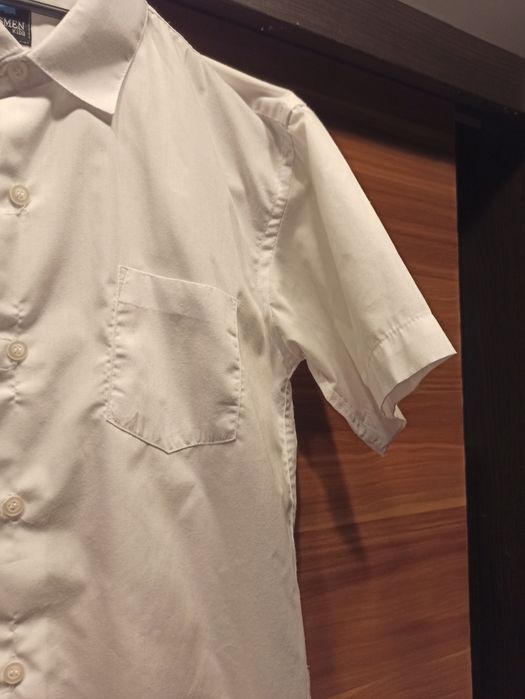Biała koszula młodzieżowa , rozmiar 35