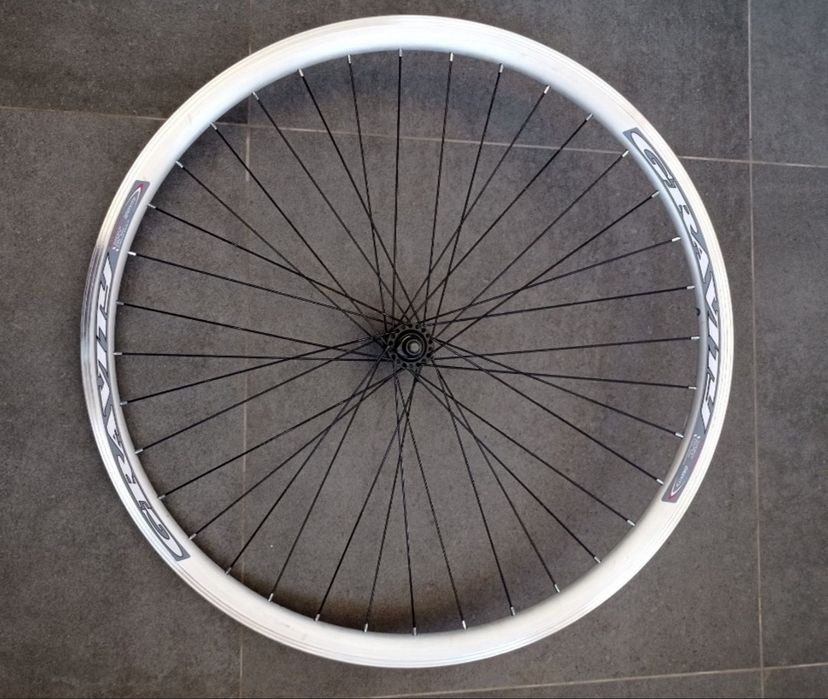 Колесо 28" переднее