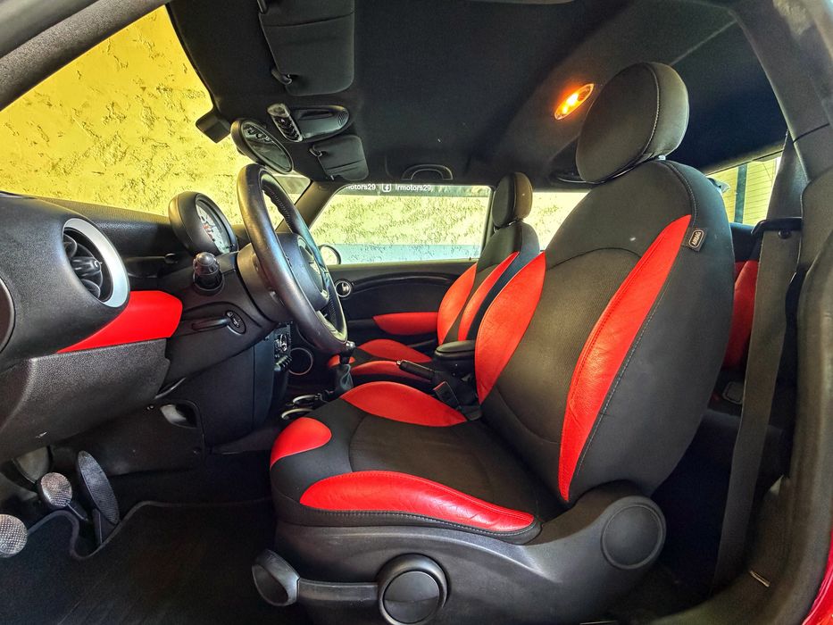 Mini Cooper D 1.6d 112cv - Desde 145€ Mês