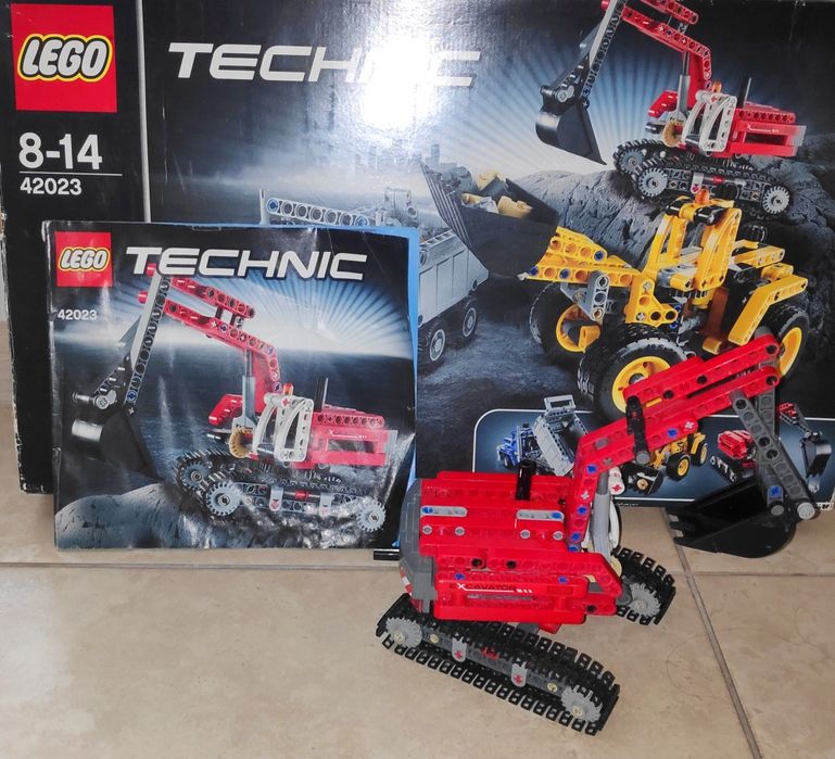 Lego Technic 42023 строительная команда