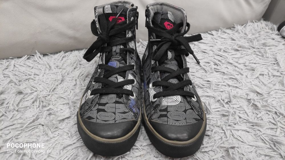 Trampki dziewczęce Roxy rozmiar 35 36 sznurówki  SUWAKI