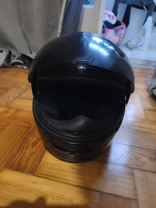 Capacete usado para despachar