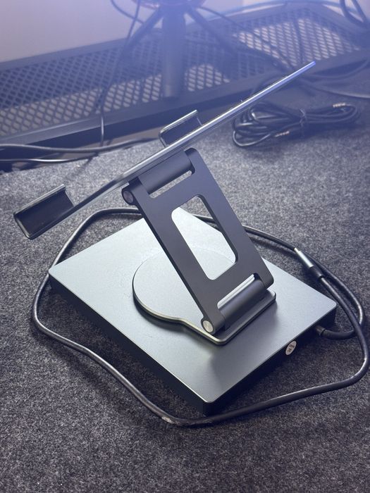 Usb-c Hub 9w1 z podstawką