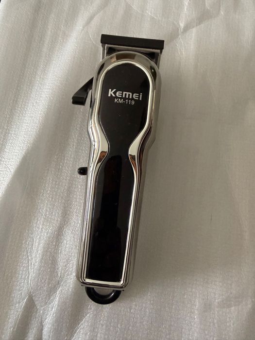 Kemei KM-119 Máquina de Cortar Cabelo Profissional NOVA