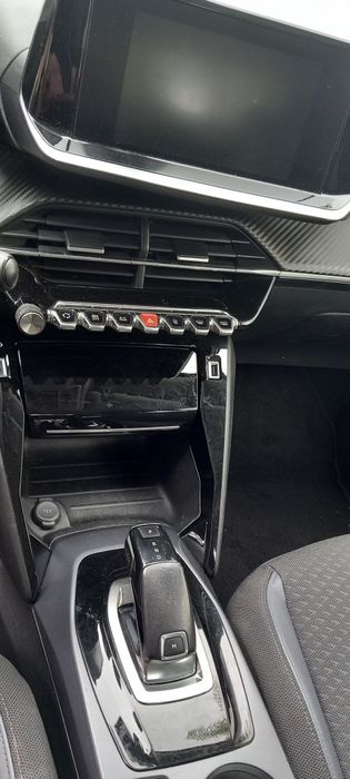 Peugeot 2008 1.5 hdi caixa autómatica