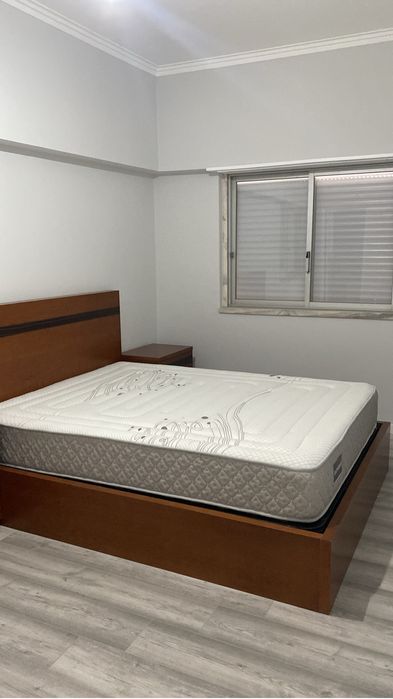 Cama de casal e cama de solteiro novas com colchão. Nunca utilizadas