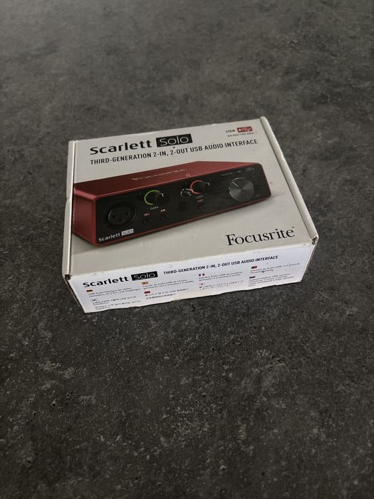 Focusrite Scarlett Solo 3rd Gen – Interface de Áudio USB