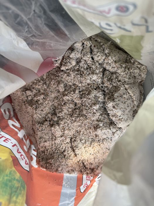 Areia para gaiola de pássaros - OFEREÇO