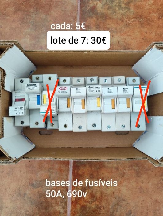 Bases de fusíveis