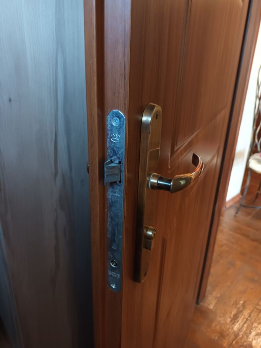 Sprzedam drzwi wewnętrzne