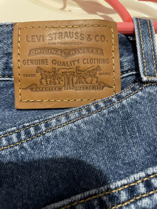 Джинси жіночі Levi Strauss 25 розмір