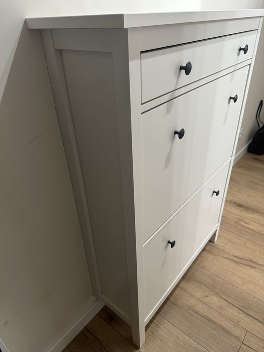 Szafka na buty 2 przegrody Hemnes Ikea biała