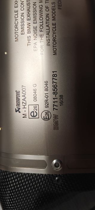 Tumnik wydech akrapovic  BMW Gs 750 800f