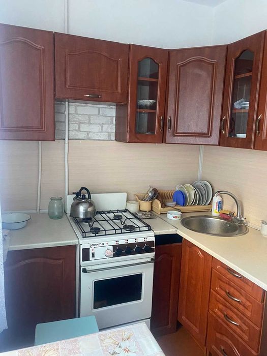 1 кімнатна квартира в будинку нового планування з косметичним ремонтом