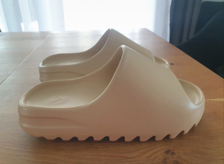 Yeezy klapki unisex 38