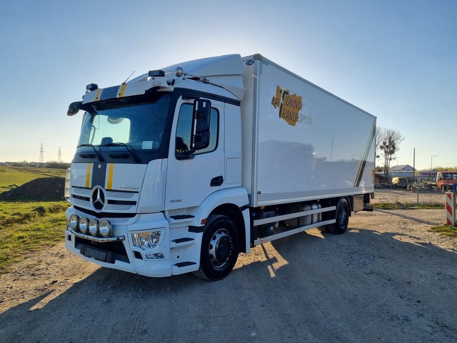 Mercedes Antos 1832 Winda izoterma Atego