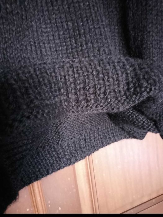 Camisola de Inverno Preta (100% lã, XXL, NOVA)